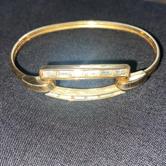 Trifari Crown Bracelet, GUC - Picture 4 of 8